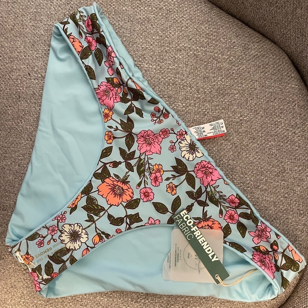 MAAJI- SKY BLUE SUBLIME CLASSIC BIKINI BOTTOM reversible- NWT